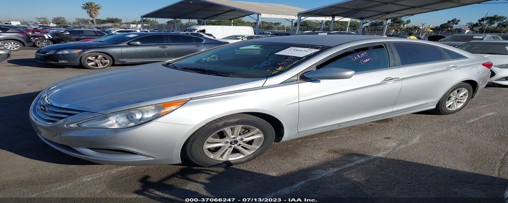 5NPEB4AC9DH715612 2013 HYUNDAI SONATA photo no. 2