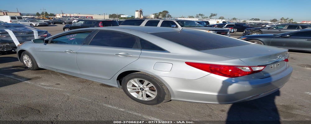 5NPEB4AC9DH715612 2013 HYUNDAI SONATA photo no. 3