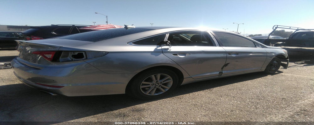 5NPE24AF2FH120694 2015 HYUNDAI SONATA photo no. 4