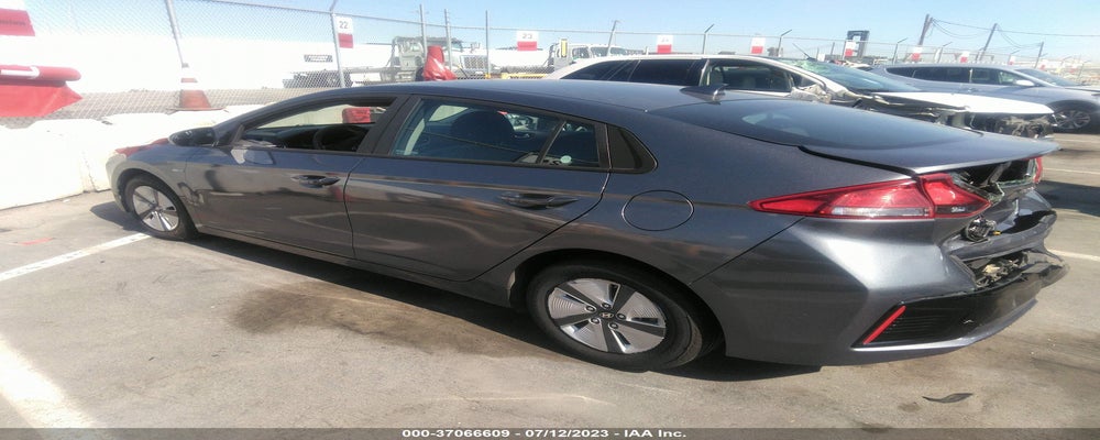 KMHC65LCXKU162417 2019 HYUNDAI IONIQ HYBRID photo no. 3