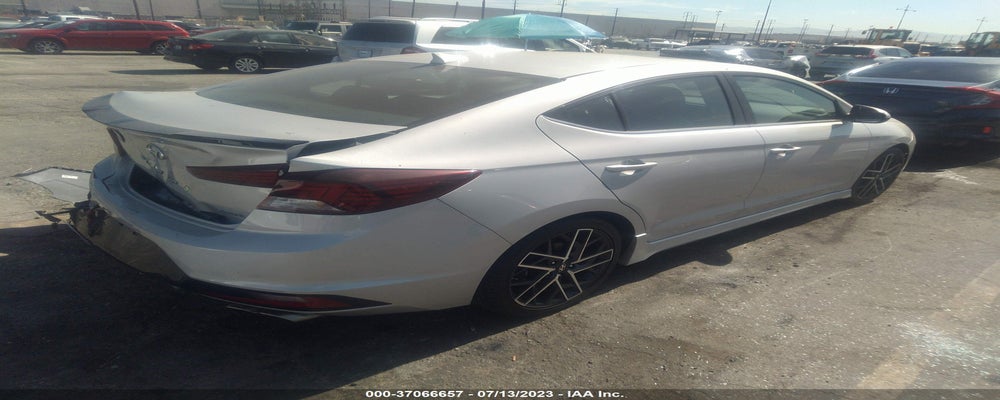KMHD04LB9KU815729 2019 HYUNDAI ELANTRA photo no. 4