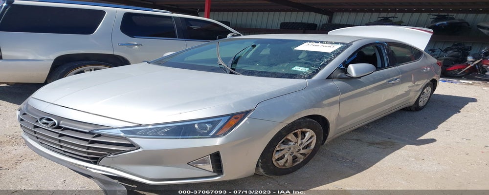 5NPD74LF6KH492009 2019 HYUNDAI ELANTRA photo no. 2