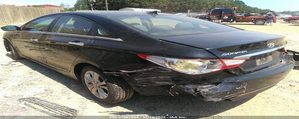 5NPEC4AC5BH293929 2011 HYUNDAI SONATA photo no. 3