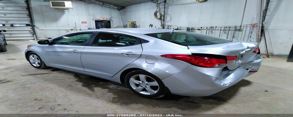 5NPDH4AE3DH242060 2013 HYUNDAI ELANTRA photo no. 3