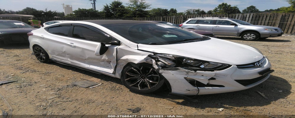 5NPDH4AE3GH677245 2016 HYUNDAI ELANTRA photo no. 2