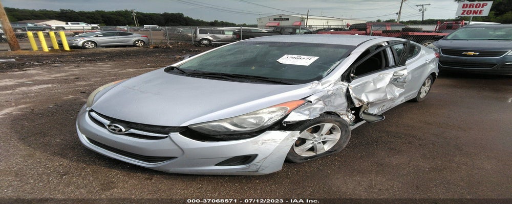 5NPDH4AE3BH043930 2011 HYUNDAI ELANTRA photo no. 2