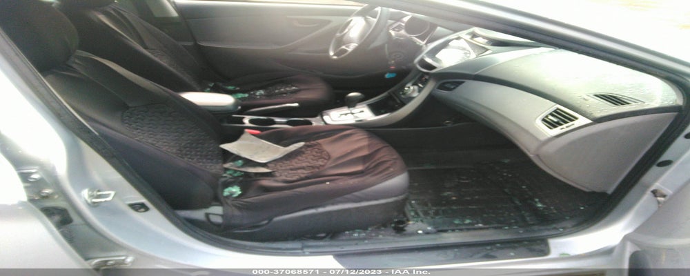 5NPDH4AE3BH043930 2011 HYUNDAI ELANTRA photo no. 5
