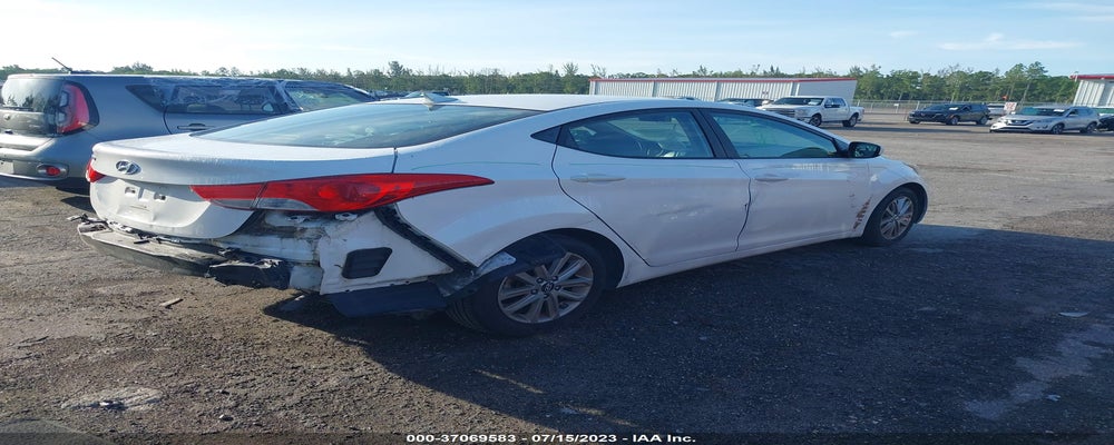 5NPDH4AE8DH255385 2013 HYUNDAI ELANTRA photo no. 4