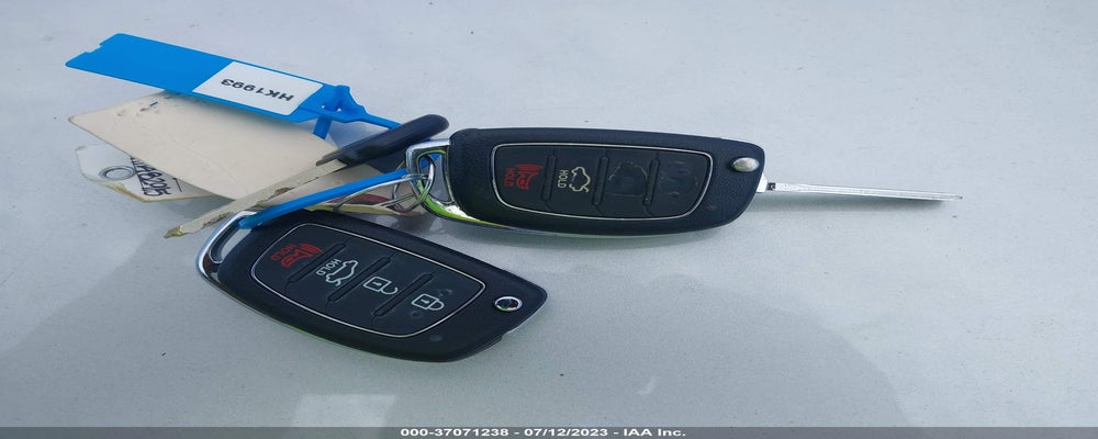 5NPE24AF0HH482915 2017 HYUNDAI SONATA photo no. 11