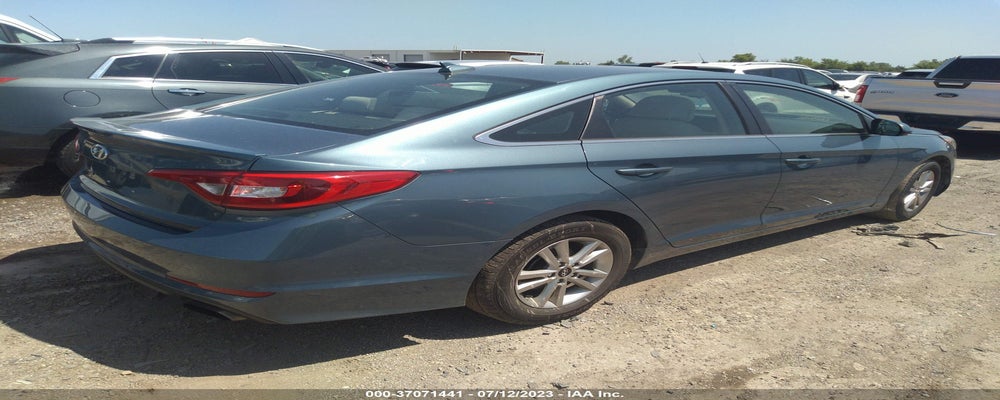 5NPE24AFXHH565199 2017 HYUNDAI SONATA photo no. 4