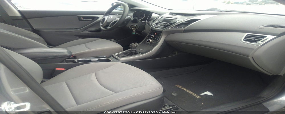 KMHDH4AE1GU478180 2016 HYUNDAI ELANTRA photo no. 5