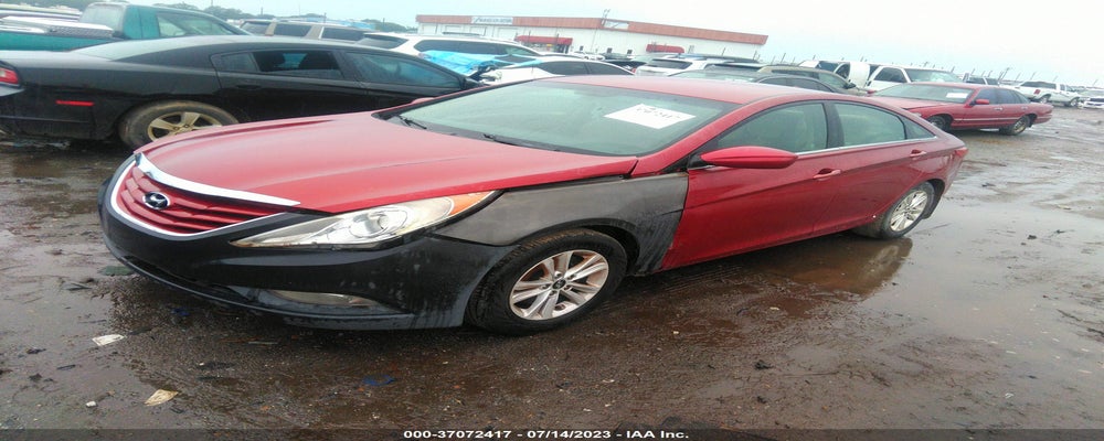 5NPEB4AC2DH590453 2013 HYUNDAI SONATA photo no. 2