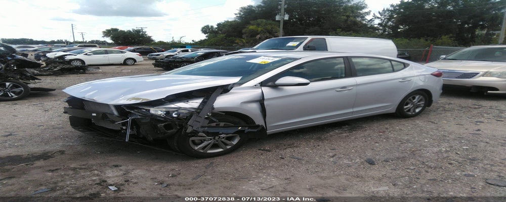 KMHD84LF6JU629138 2018 HYUNDAI ELANTRA photo no. 2