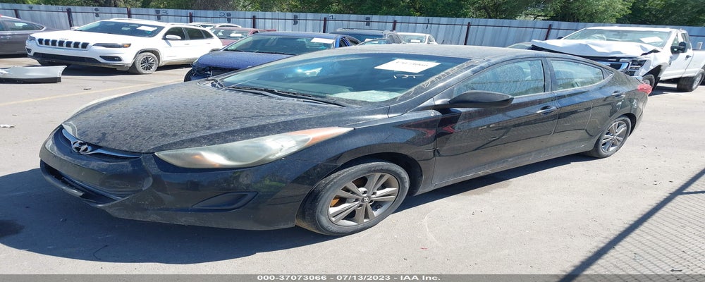 5NPDH4AE3BH025640 2011 HYUNDAI ELANTRA photo no. 2
