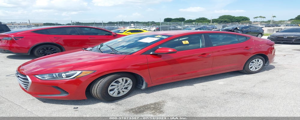 5NPD74LF1JH263204 2018 HYUNDAI ELANTRA photo no. 2