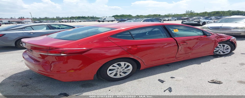 5NPD74LF1JH263204 2018 HYUNDAI ELANTRA photo no. 4