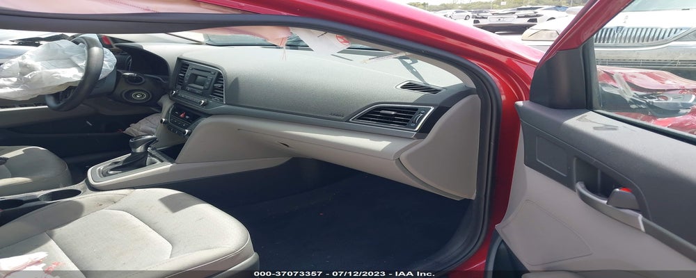 5NPD74LF1JH263204 2018 HYUNDAI ELANTRA photo no. 5