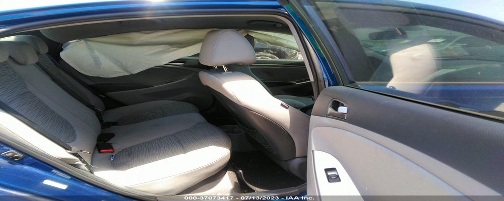 KMHCT4AEXGU995245 2016 HYUNDAI ACCENT photo no. 8