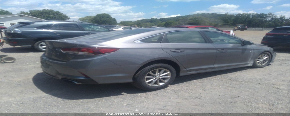 5NPE24AF3KH820265 2019 HYUNDAI SONATA photo no. 4