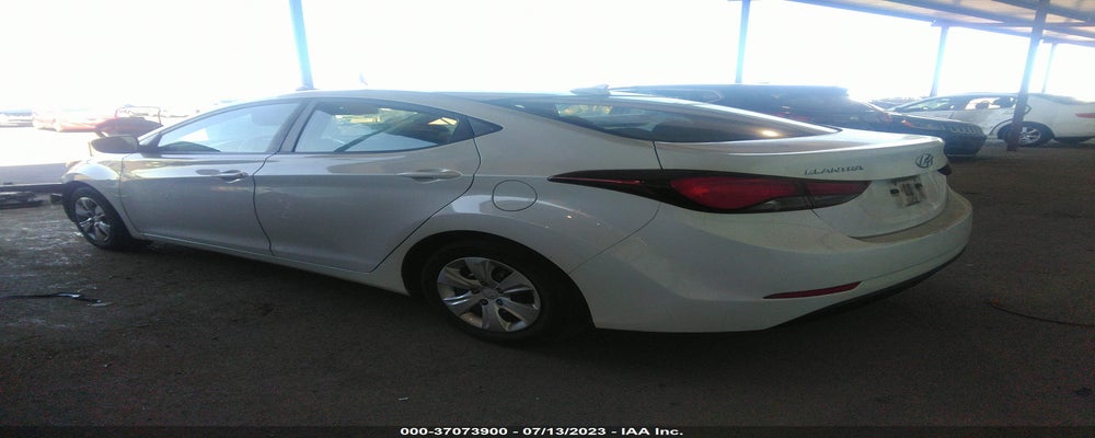 5NPDH4AE2GH717797 2016 HYUNDAI ELANTRA photo no. 3