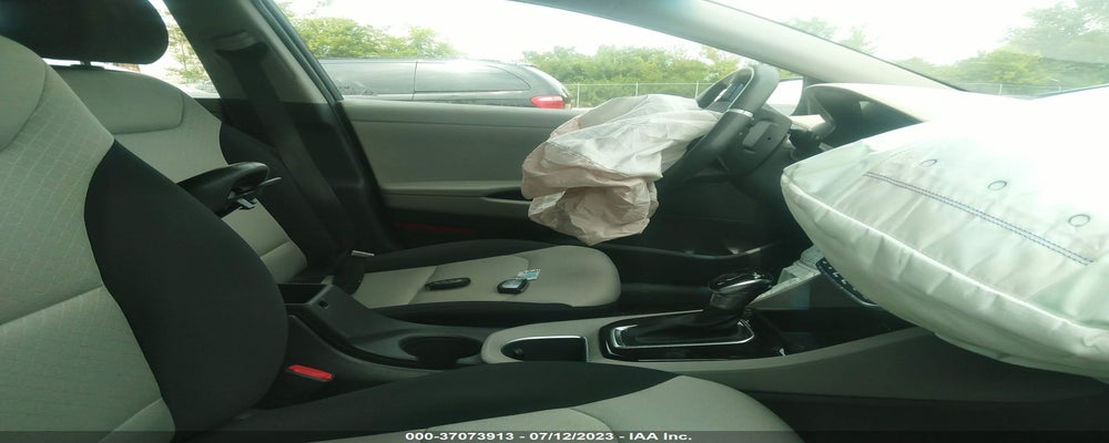 KMHC65LC1KU129564 2019 HYUNDAI IONIQ HYBRID photo no. 5
