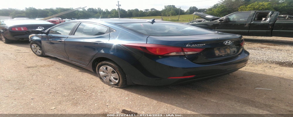 KMHDH4AE4GU516596 2016 HYUNDAI ELANTRA photo no. 3