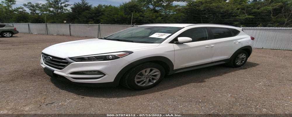 KM8J33A49JU668285 2018 HYUNDAI TUCSON photo no. 2