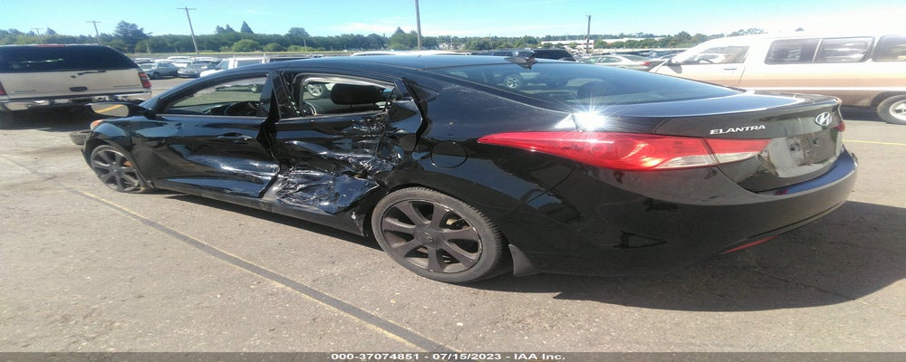 5NPDH4AE3DH279531 2013 HYUNDAI ELANTRA photo no. 3