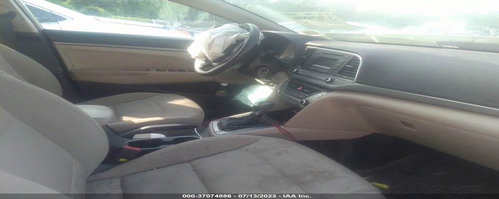 KMHD74LF7HU422402 2017 HYUNDAI ELANTRA photo no. 5