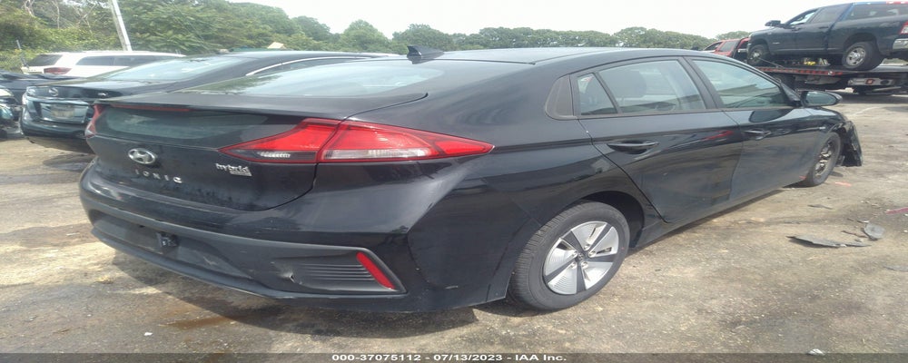 KMHC65LC8HU023766 2017 HYUNDAI IONIQ HYBRID photo no. 4