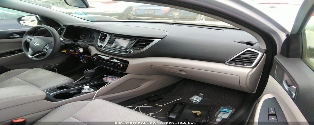 KM8J23A47HU424180 2017 HYUNDAI TUCSON photo no. 5