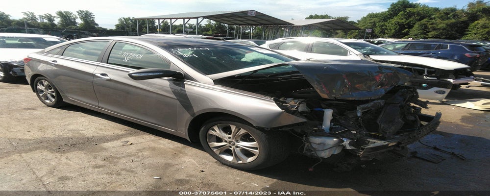 5NPEC4AC2DH648347 2013 HYUNDAI SONATA photo no. 24