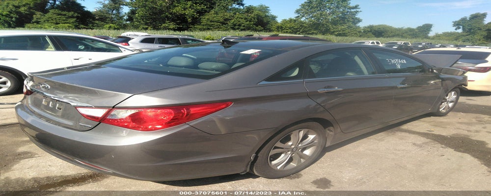 5NPEC4AC2DH648347 2013 HYUNDAI SONATA photo no. 4