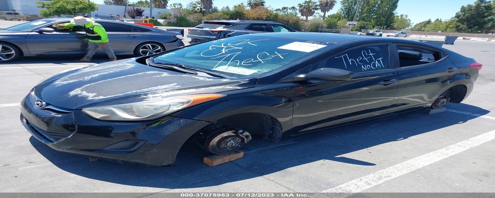 KMHDH4AE5BU156733 2011 HYUNDAI ELANTRA photo no. 2