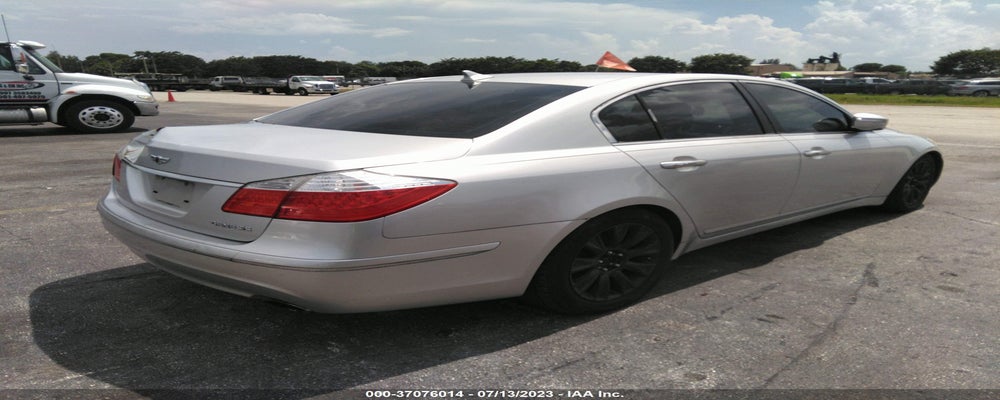 KMHGC4DE0AU076584 2010 HYUNDAI GENESIS photo no. 4