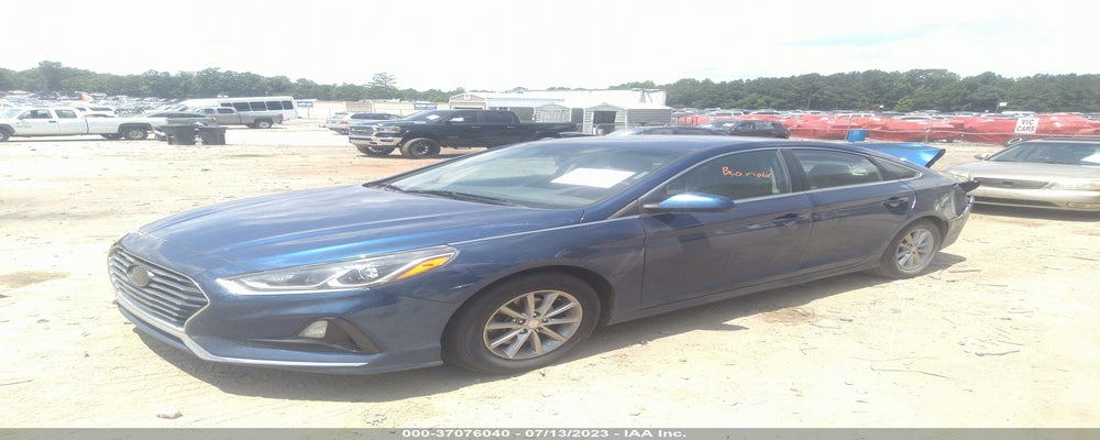 5NPE24AF2JH714789 2018 HYUNDAI SONATA photo no. 2