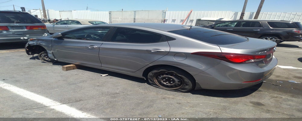KMHDH4AE7GU478944 2016 HYUNDAI ELANTRA photo no. 3