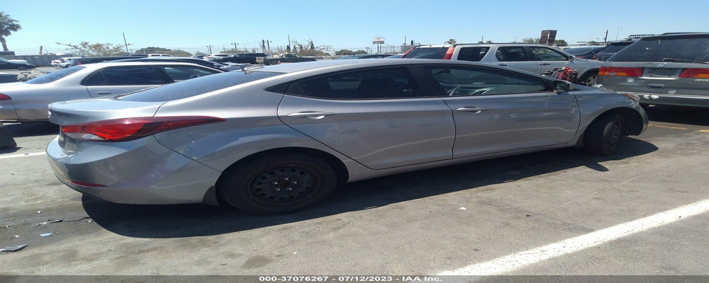 KMHDH4AE7GU478944 2016 HYUNDAI ELANTRA photo no. 4