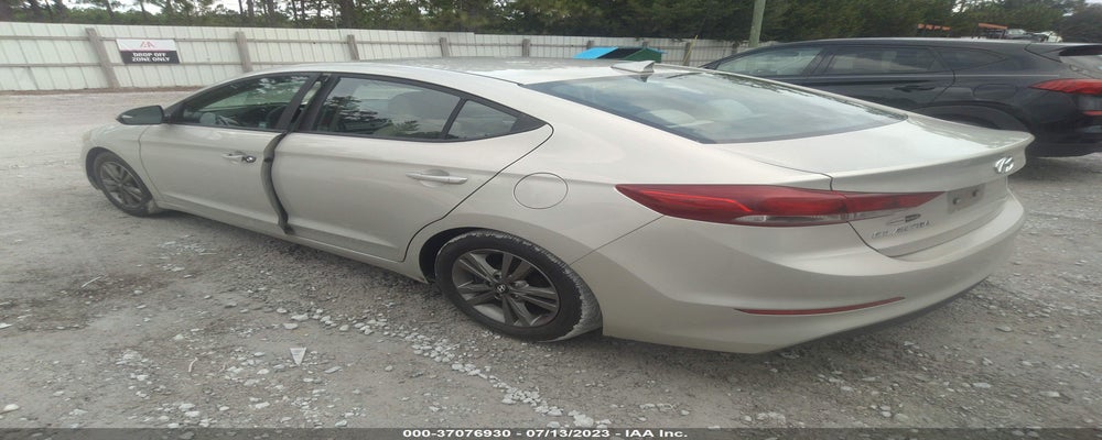 5NPD84LF3HH043327 2017 HYUNDAI ELANTRA photo no. 3