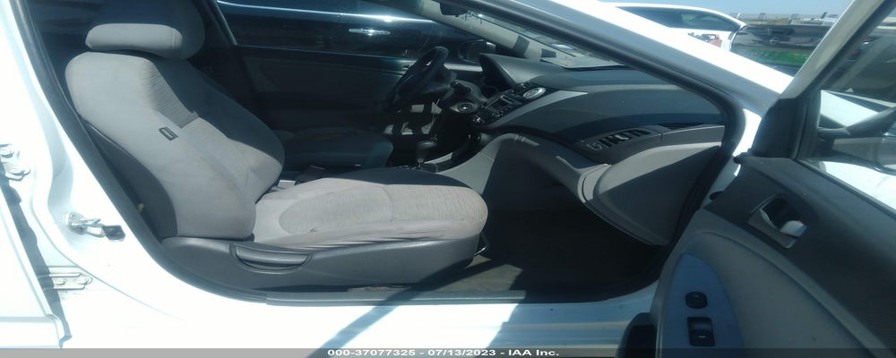 KMHCT4AE2GU040181 2016 HYUNDAI ACCENT photo no. 5