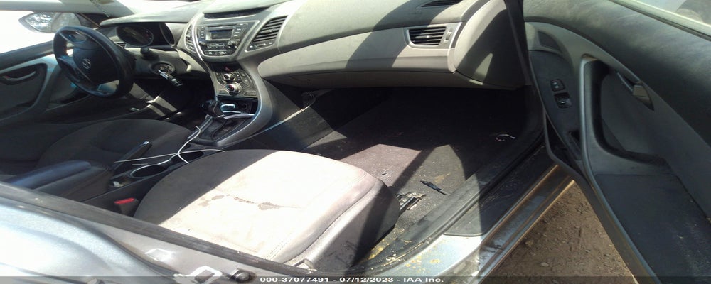 5NPDH4AE9GH695507 2016 HYUNDAI ELANTRA photo no. 5