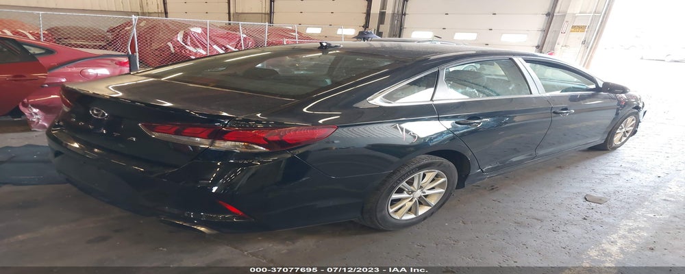 5NPE24AF5KH755189 2019 HYUNDAI SONATA photo no. 4