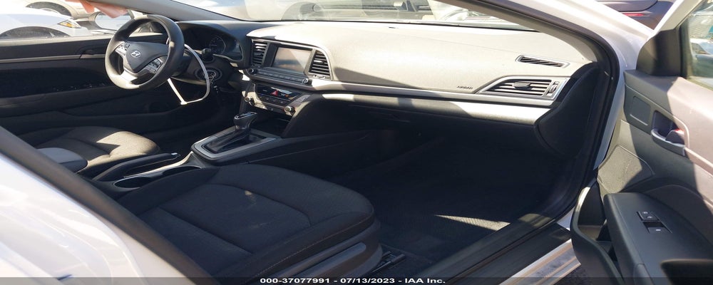 5NPD84LF7JH358332 2018 HYUNDAI ELANTRA photo no. 5