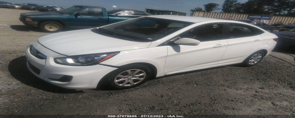 KMHCT4AE3DU506034 2013 HYUNDAI ACCENT photo no. 2