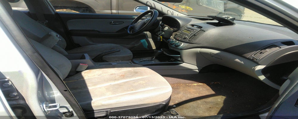 KMHDU4AD7AU888024 2010 HYUNDAI ELANTRA photo no. 5