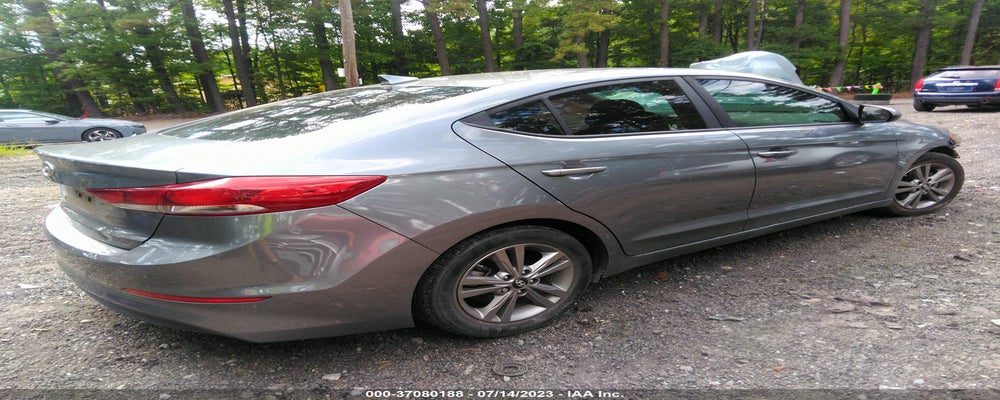 5NPD84LFXJH372449 2018 HYUNDAI ELANTRA photo no. 4