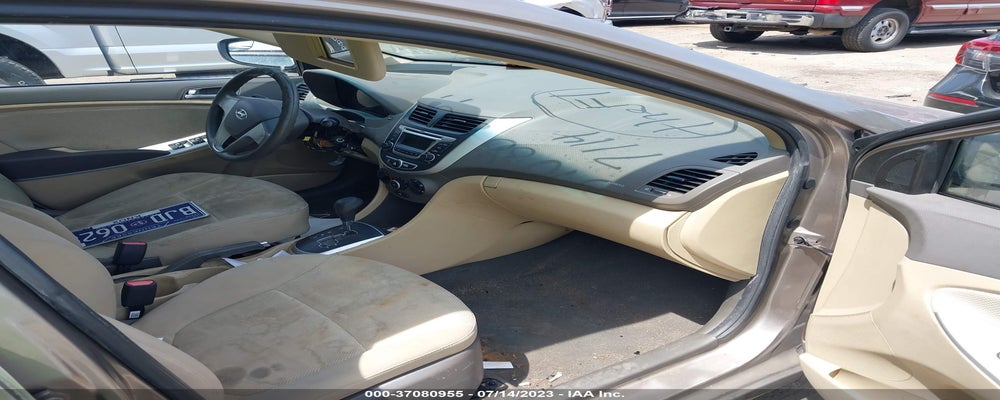 KMHCT4AE1EU692819 2014 HYUNDAI ACCENT photo no. 5