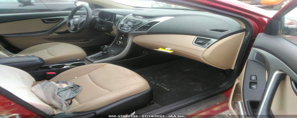 5NPDH4AE1GH783094 2016 HYUNDAI ELANTRA photo no. 5