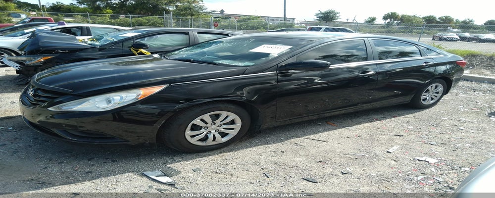 5NPEB4AC2CH433651 2012 HYUNDAI SONATA photo no. 2
