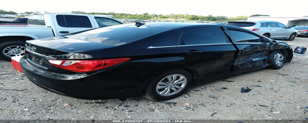 5NPEB4AC2CH433651 2012 HYUNDAI SONATA photo no. 4